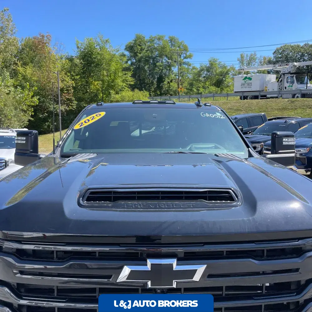 2025 Chevrolet Silverado 3500HD High Country
