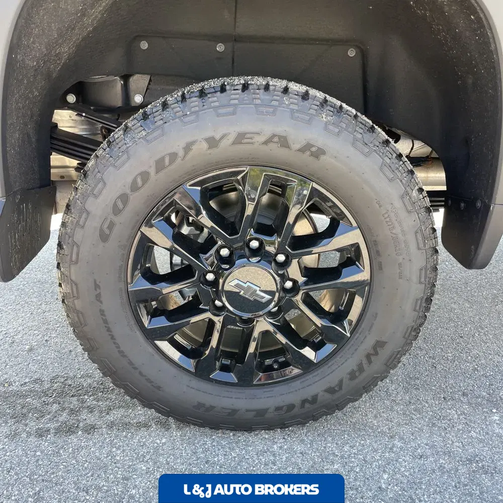 2025 Chevrolet Silverado 3500HD High Country