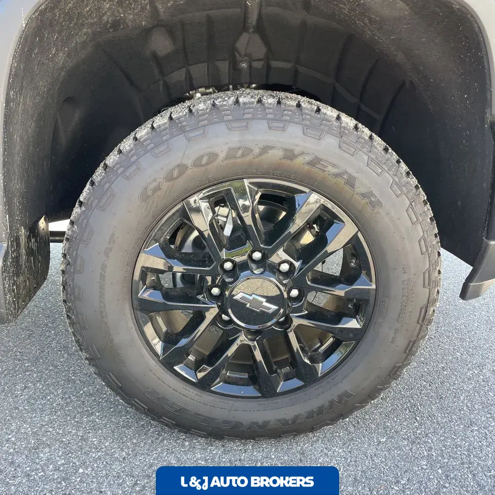 2025 Chevrolet Silverado 3500HD High Country