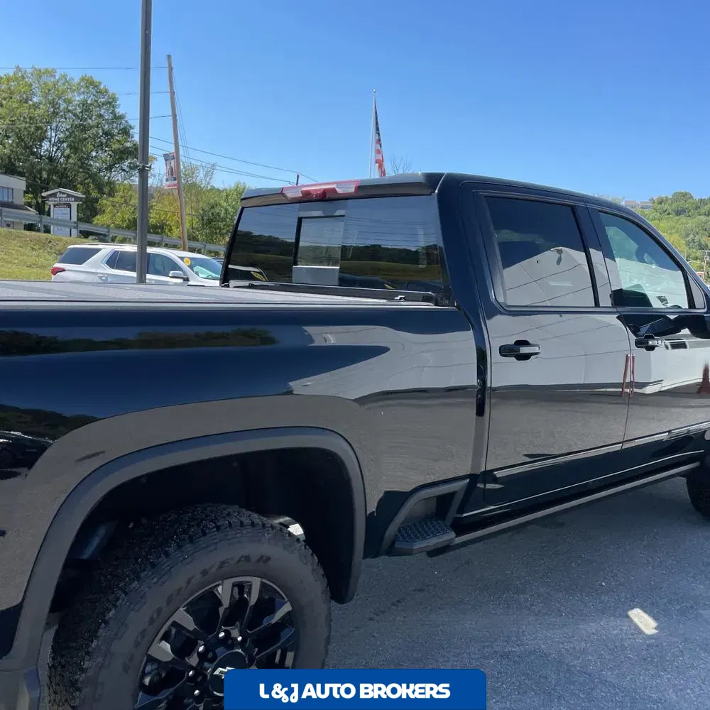 2025 Chevrolet Silverado 3500HD High Country