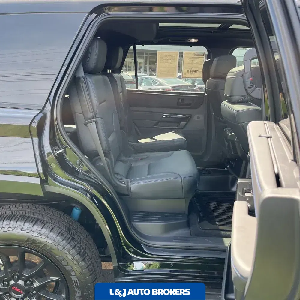 2024 Toyota Sequoia Platinum