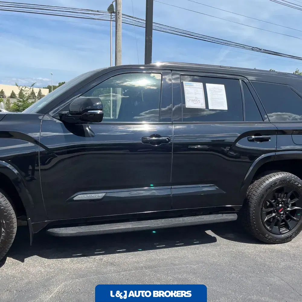 2024 Toyota Sequoia Platinum