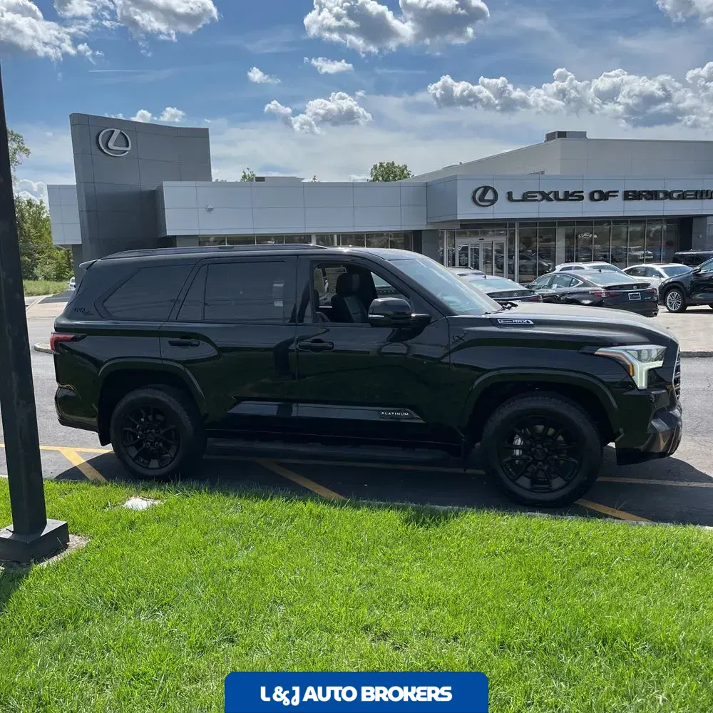 2024 Toyota Sequoia Platinum