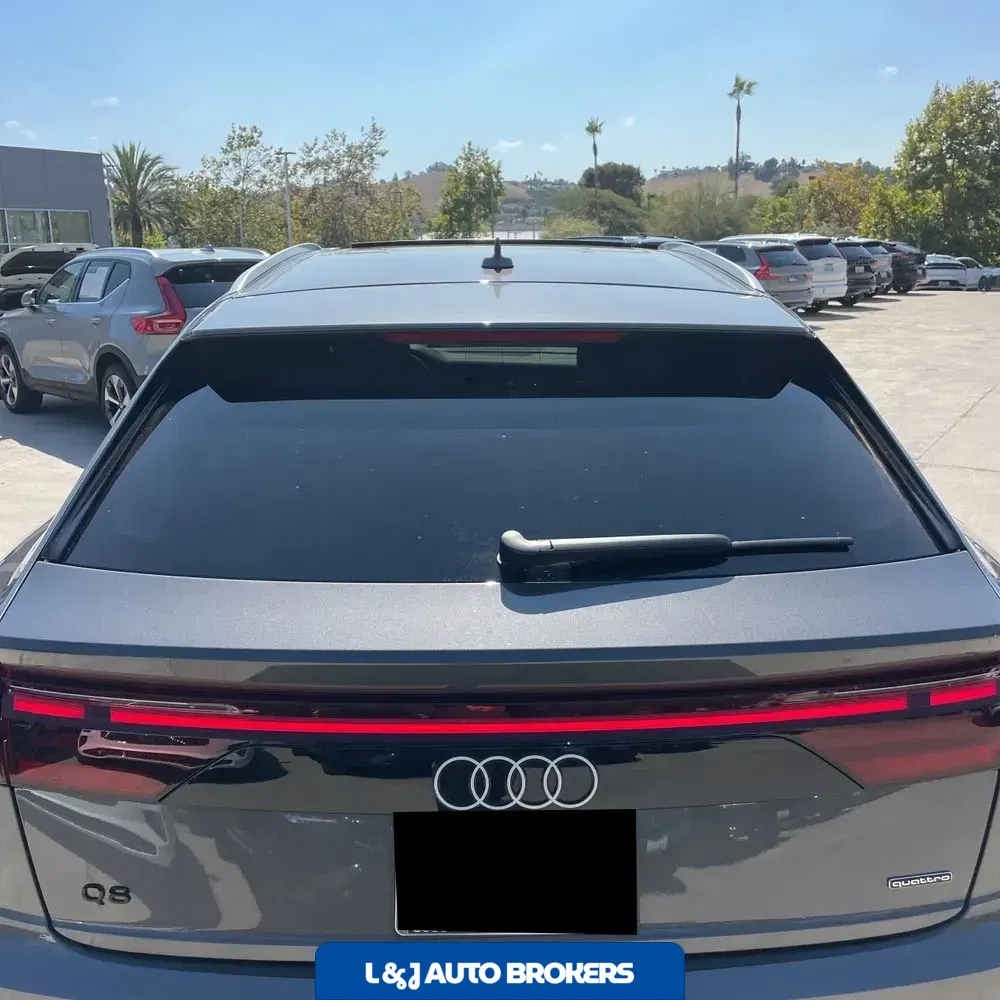 2025 Audi Q8 Premium 55