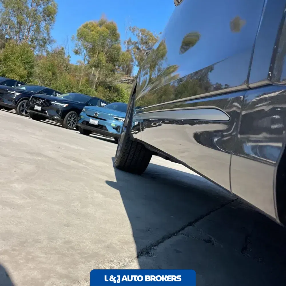 2025 Audi Q8 Premium 55