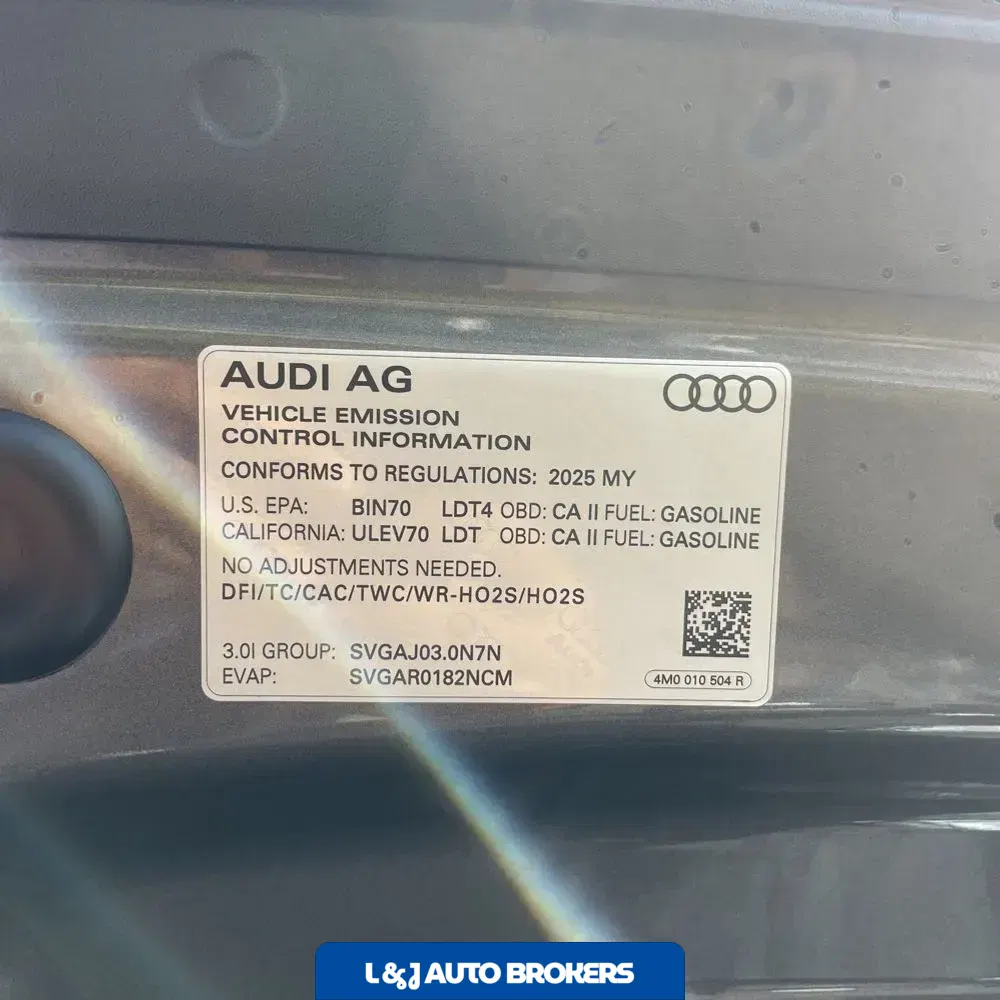 2025 Audi Q8 Premium 55