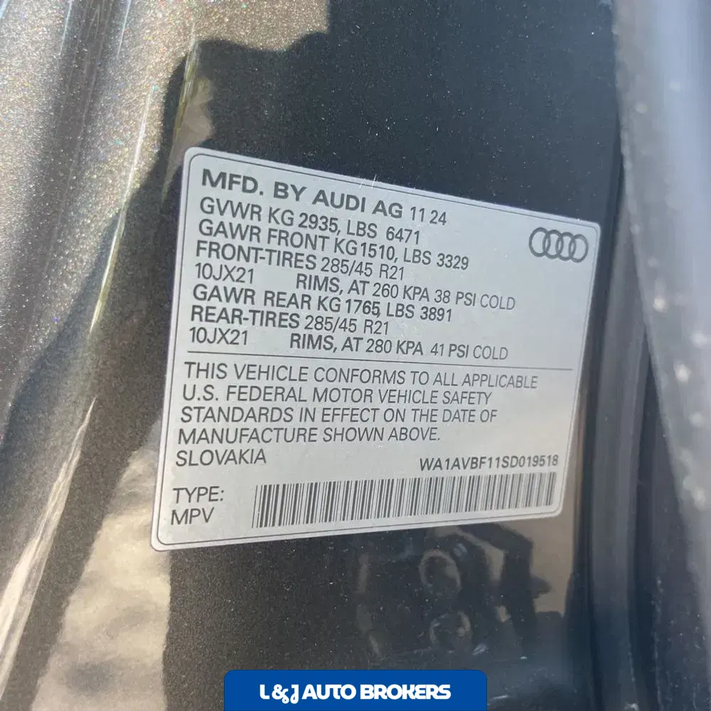 2025 Audi Q8 Premium 55