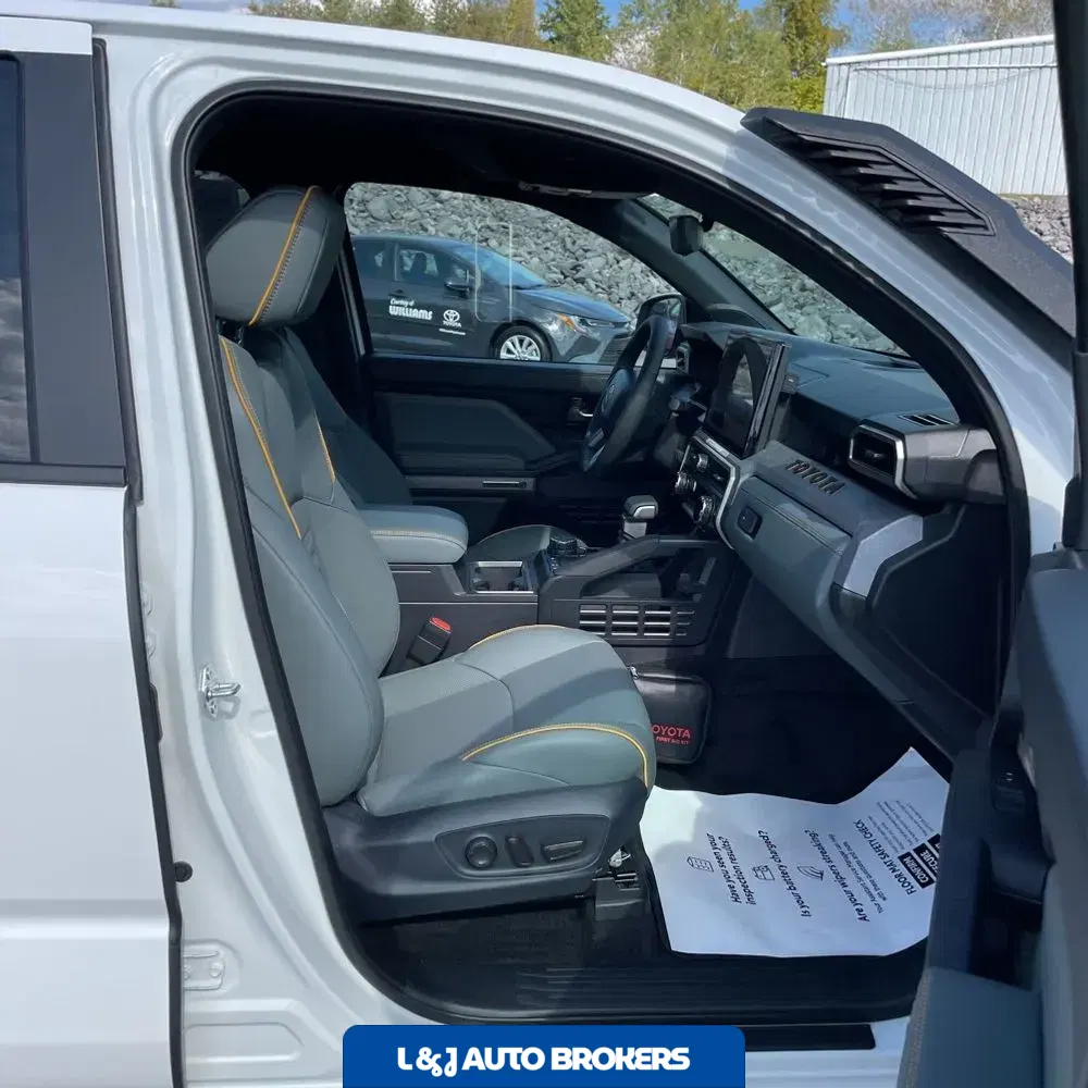 2025 Toyota Tacoma Trailhunter HV