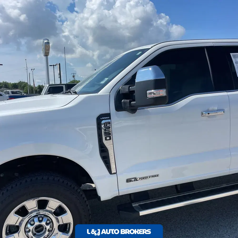 2025 Ford F-250 Super Duty Lariat