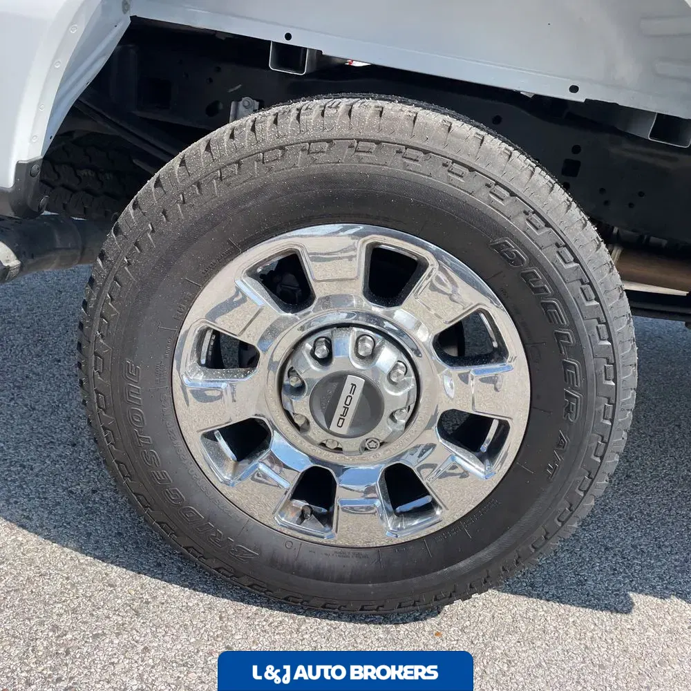 2025 Ford F-250 Super Duty Lariat