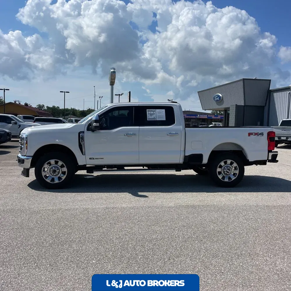 2025 Ford F-250 Super Duty Lariat