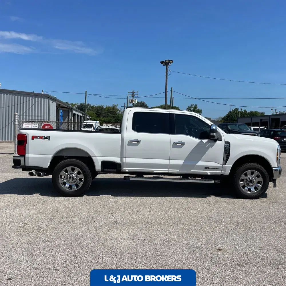 2025 Ford F-250 Super Duty Lariat