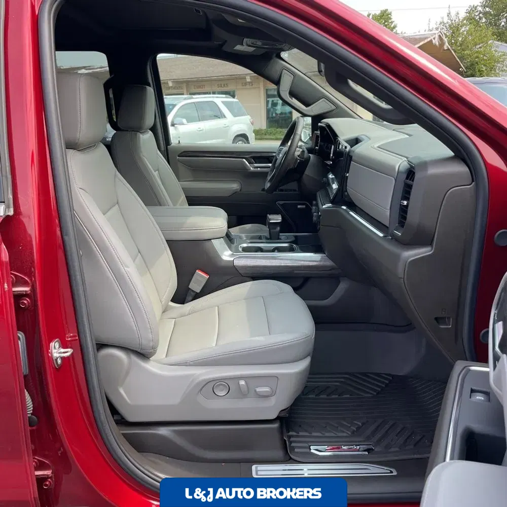 2024 Chevrolet Silverado 1500 LTZ