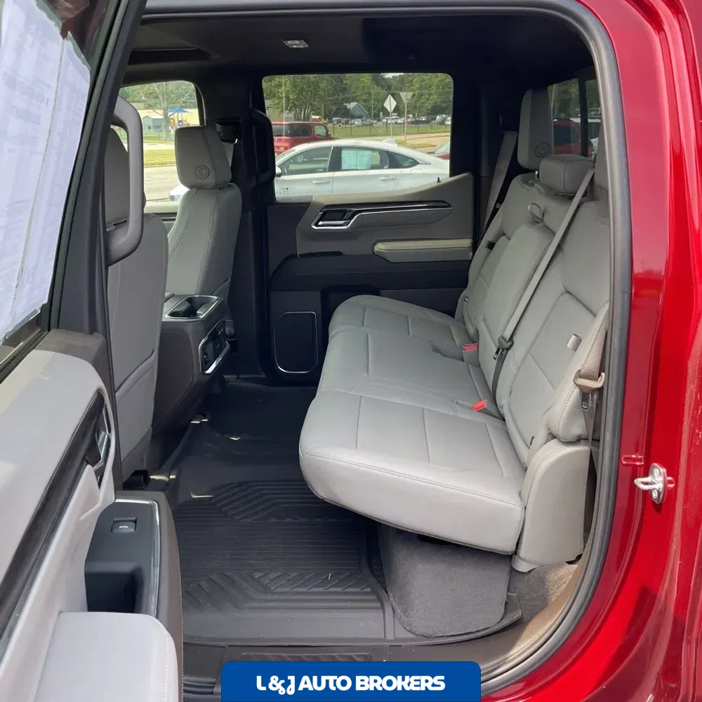2024 Chevrolet Silverado 1500 LTZ