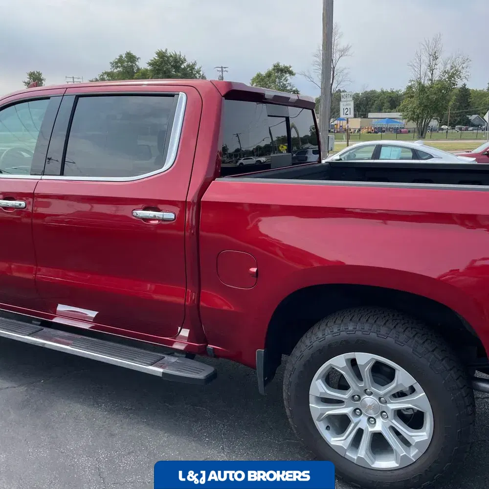 2024 Chevrolet Silverado 1500 LTZ
