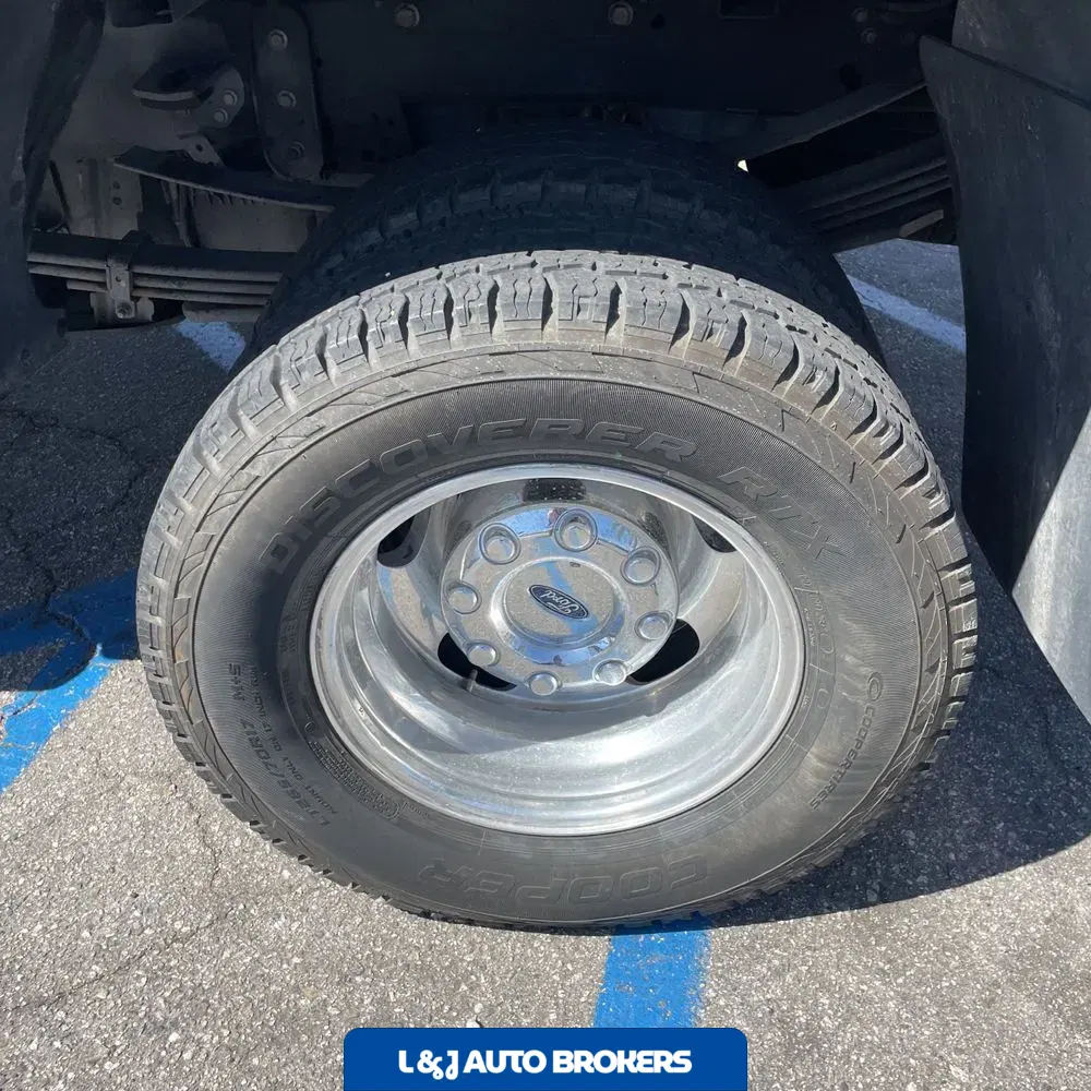 2024 Ford F-350 Super Duty Lariat