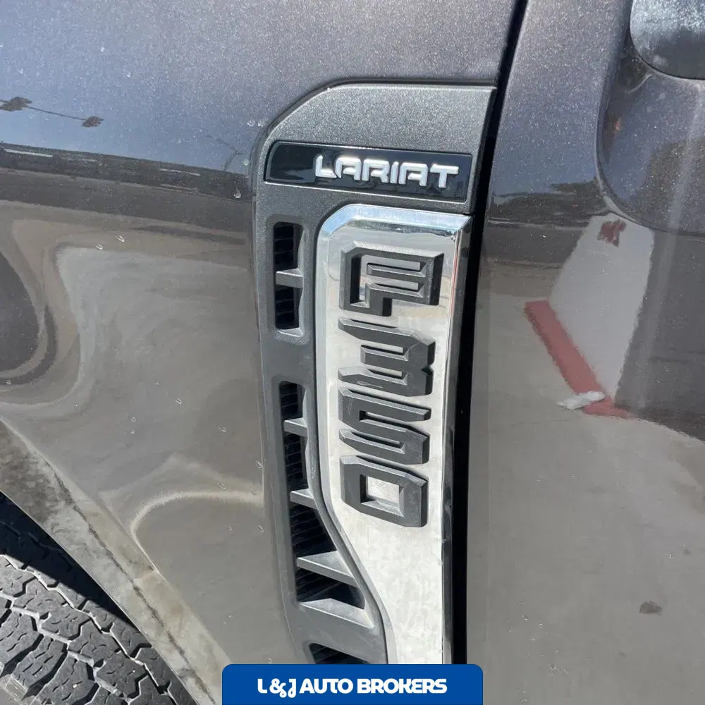 2024 Ford F-350 Super Duty Lariat