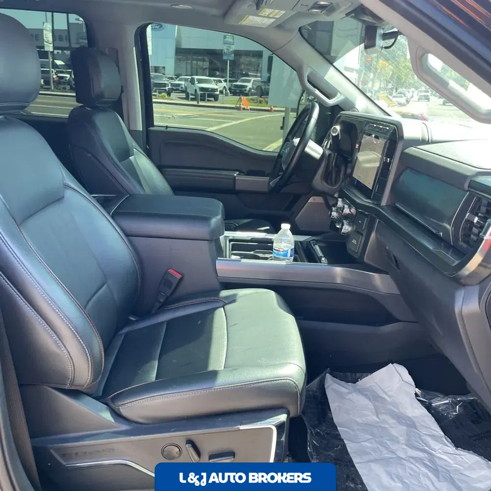 2024 Ford F-350 Super Duty Lariat