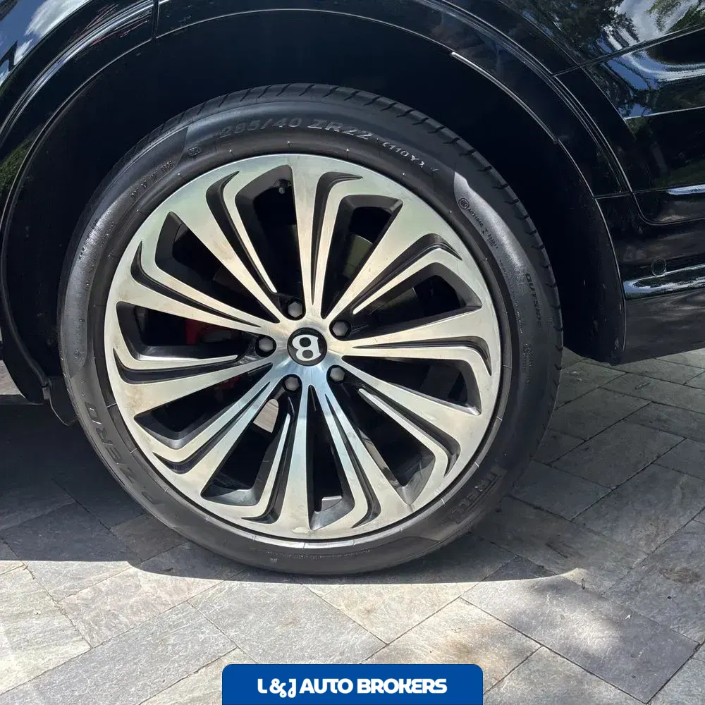 2023 Bentley Bentayga Base
