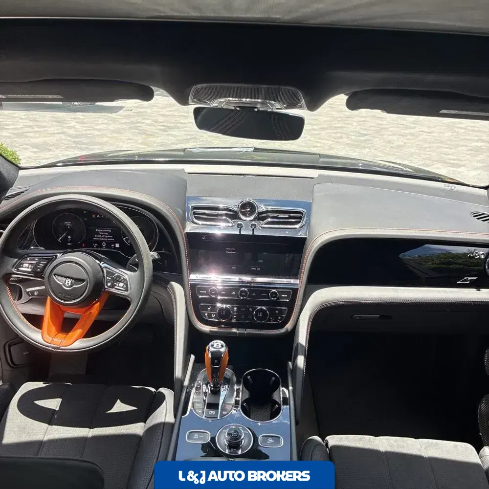 2023 Bentley Bentayga Base