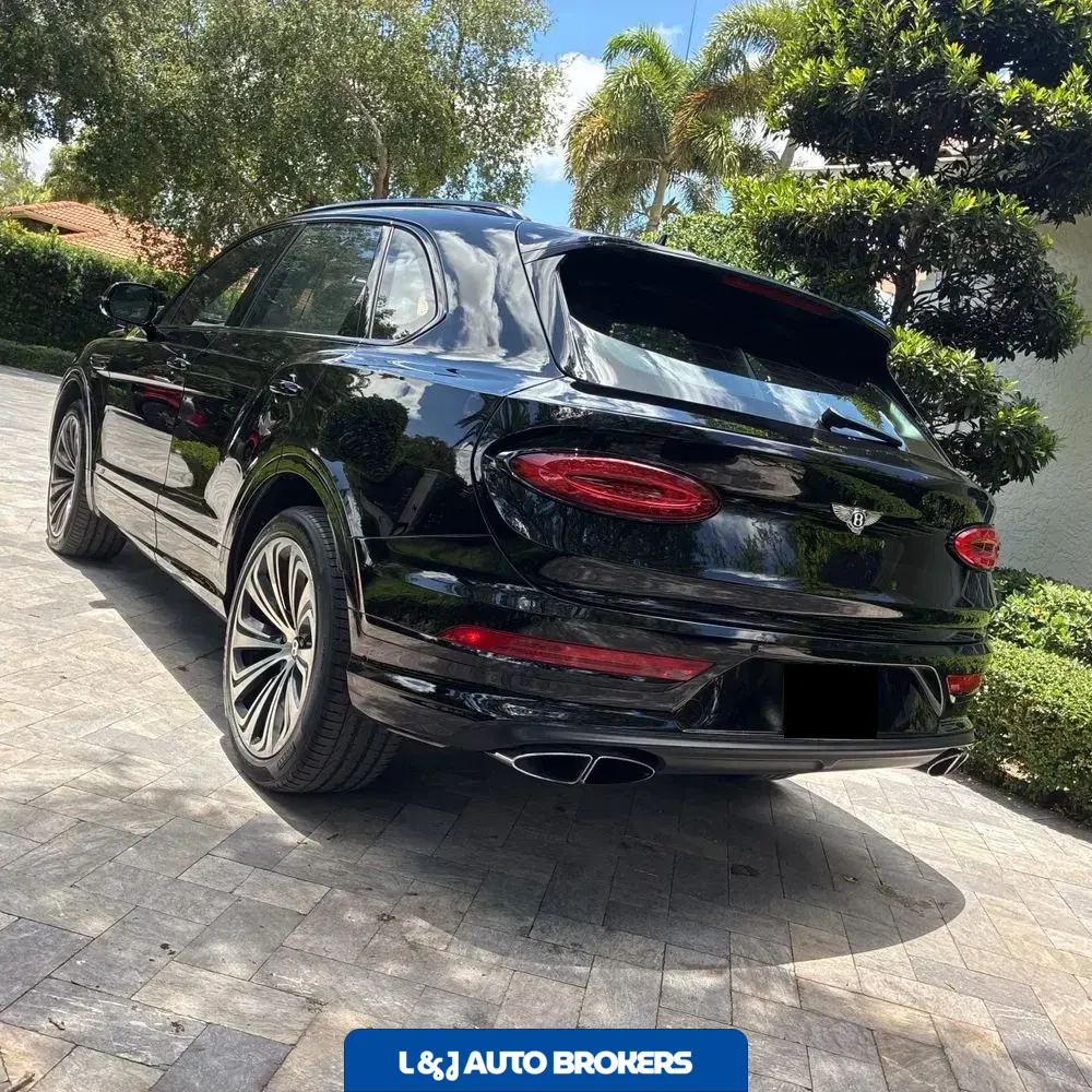2023 Bentley Bentayga Base