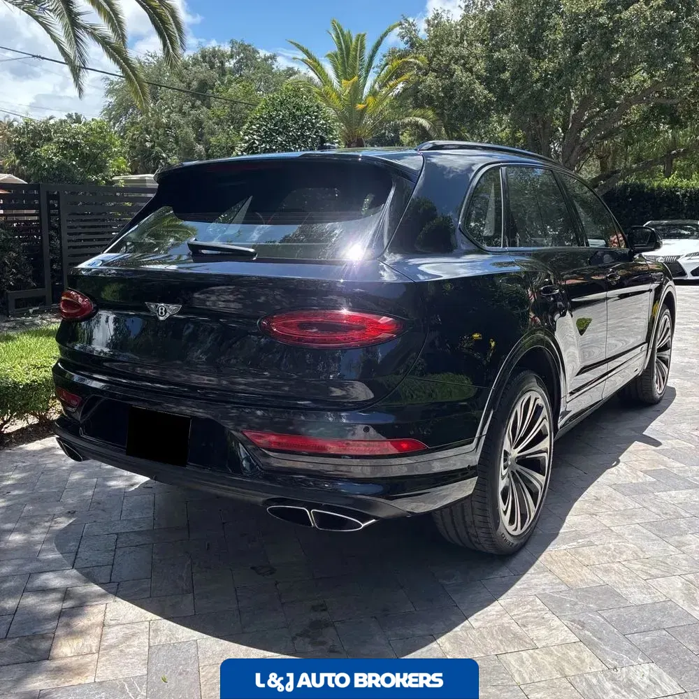2023 Bentley Bentayga Base