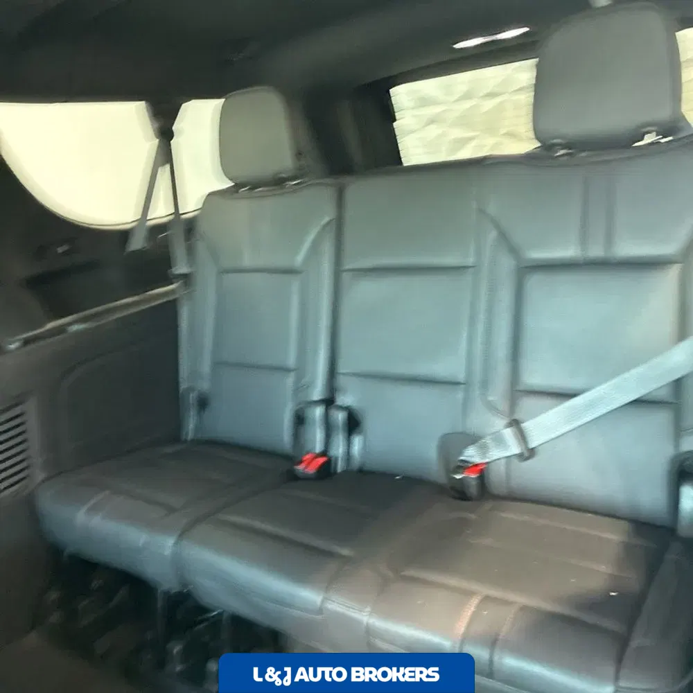 2024 Chevrolet Suburban RST