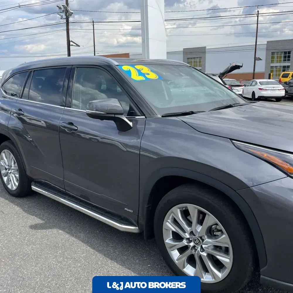 2023 Toyota Highlander Hybrid Limited