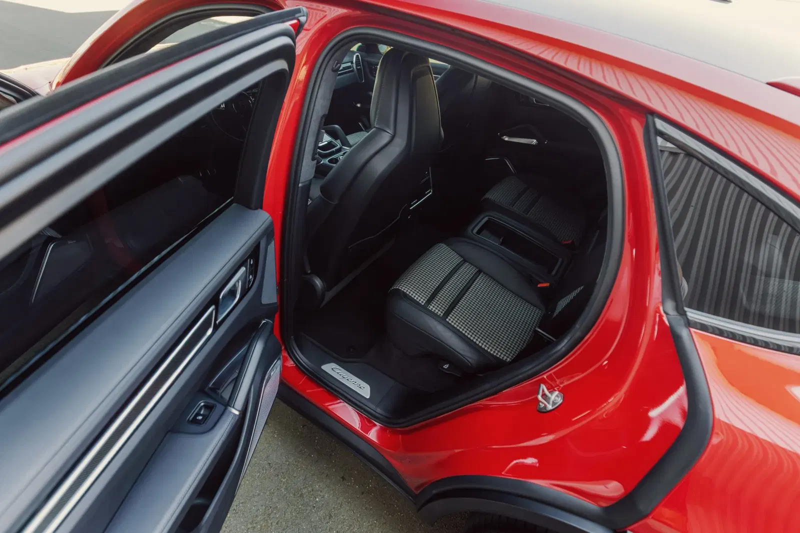 2022 Porsche Cayenne Turbo Coupe