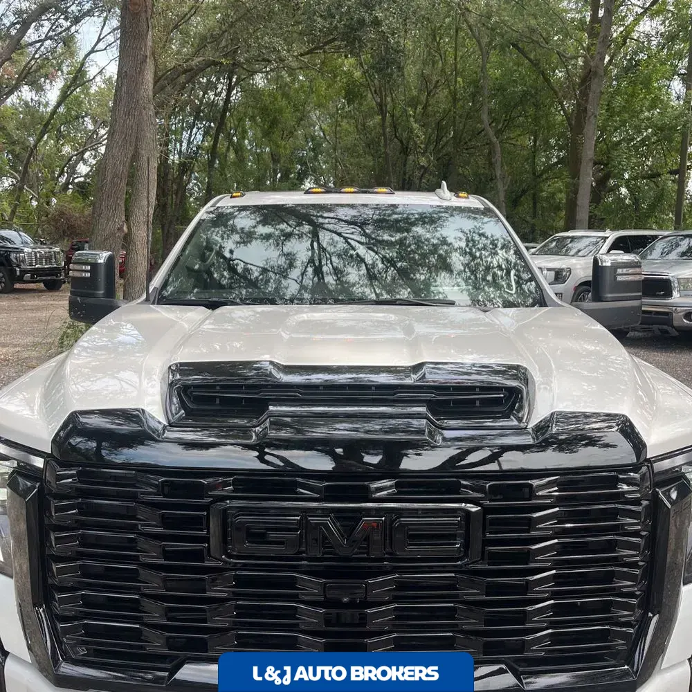2025 GMC Sierra 2500HD Denali