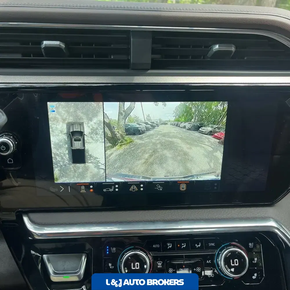 2025 GMC Sierra 2500HD Denali