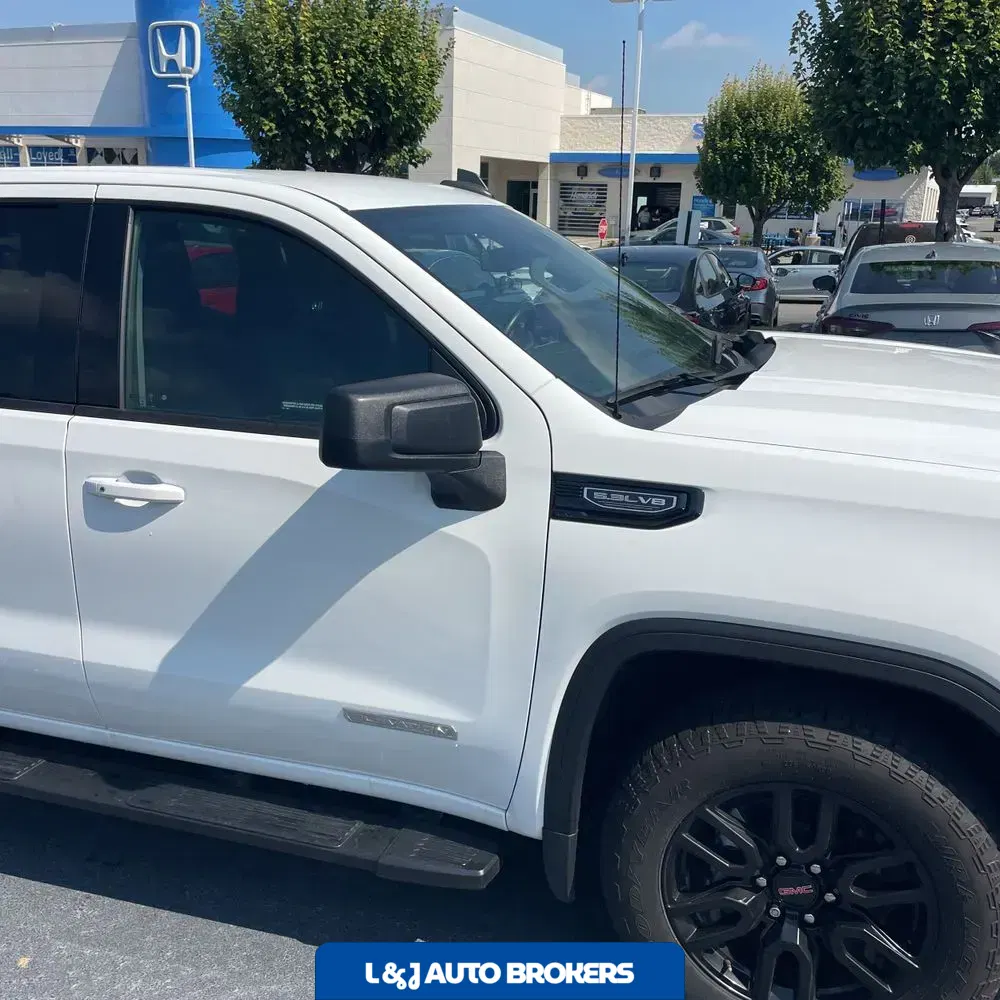 2023 GMC Sierra 1500 Elevation