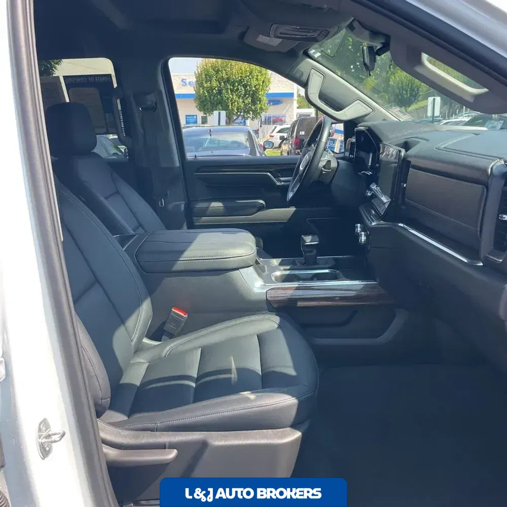 2023 GMC Sierra 1500 Elevation