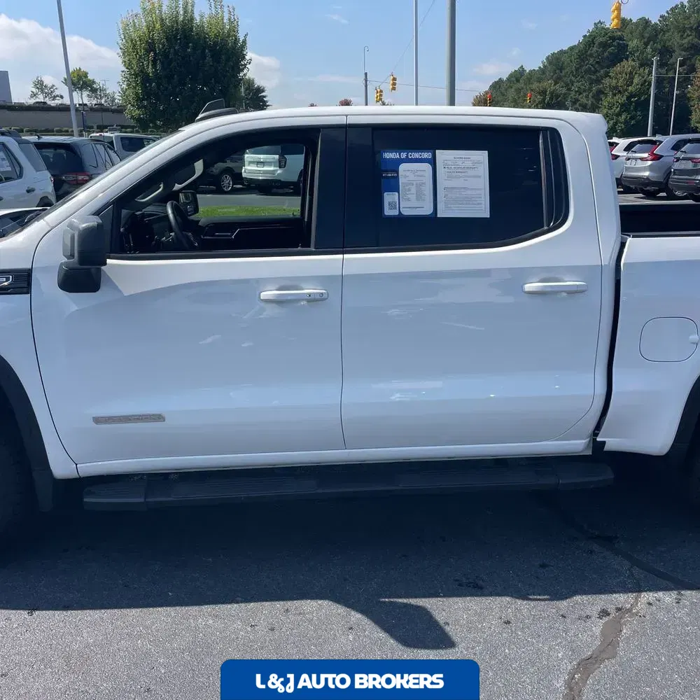 2023 GMC Sierra 1500 Elevation