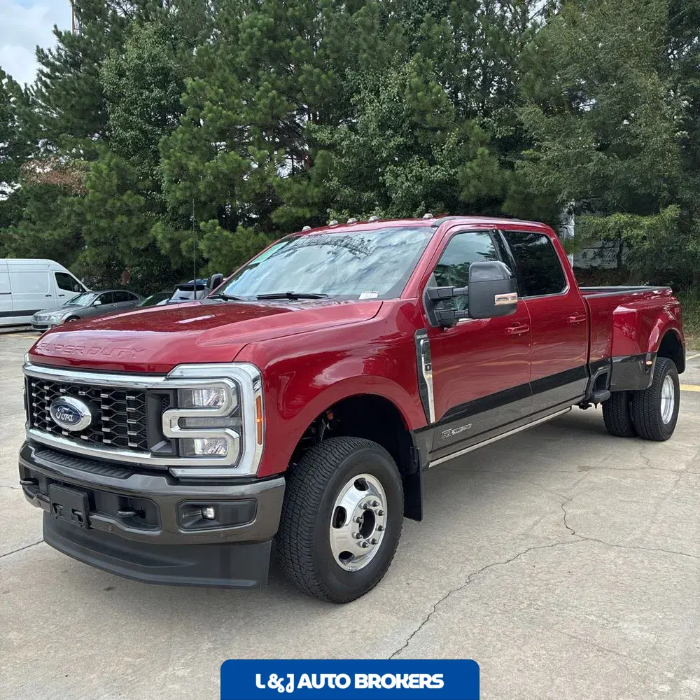 2025 Ford F-350 Super Duty King Ranch
