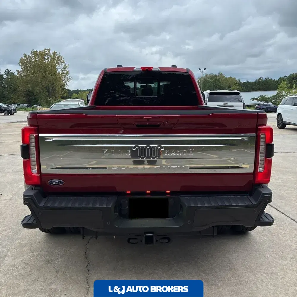 2025 Ford F-350 Super Duty King Ranch
