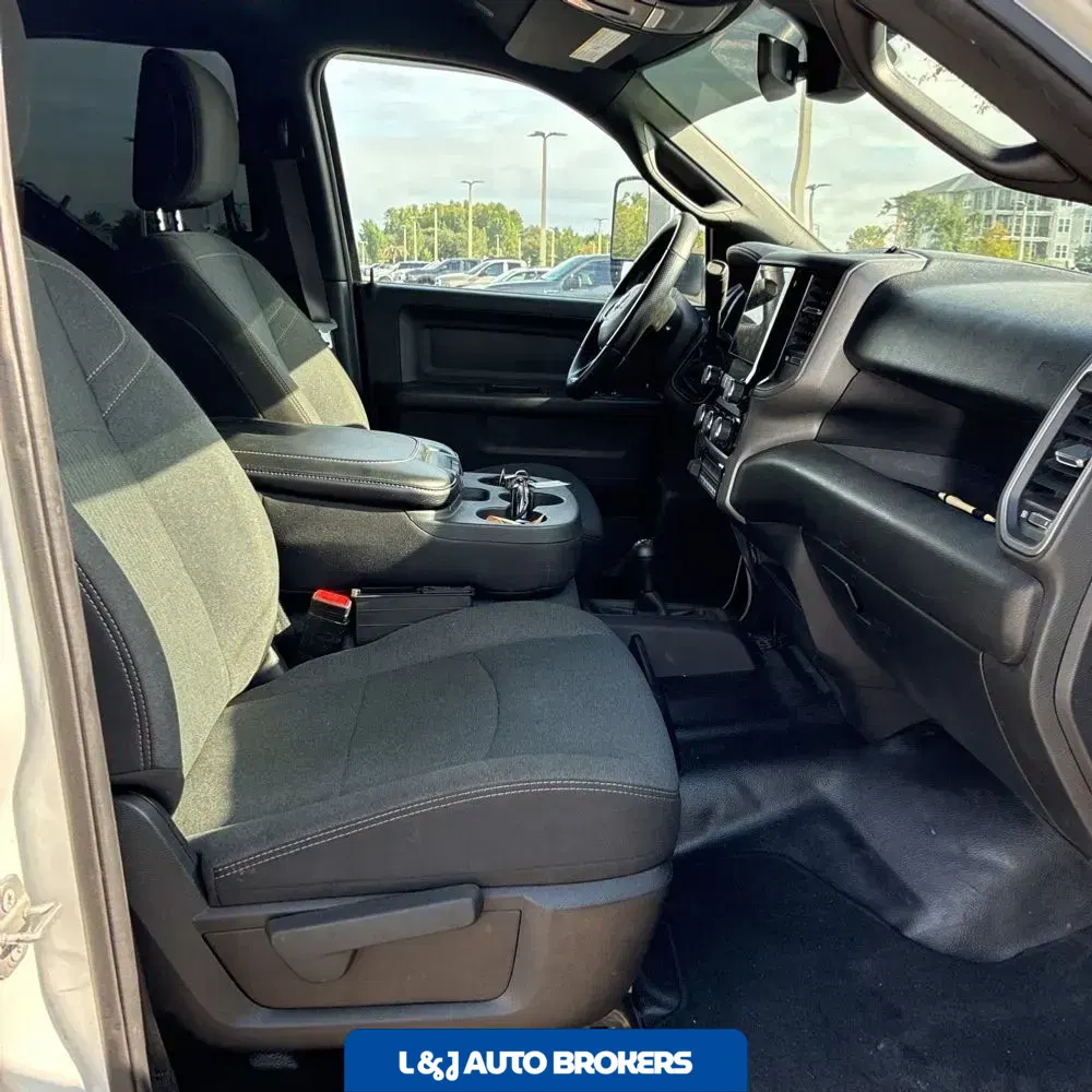 2022 Ram Commercial Tradesman CA60-84 CREW CAB/CHASSIS 4X4 6.7L