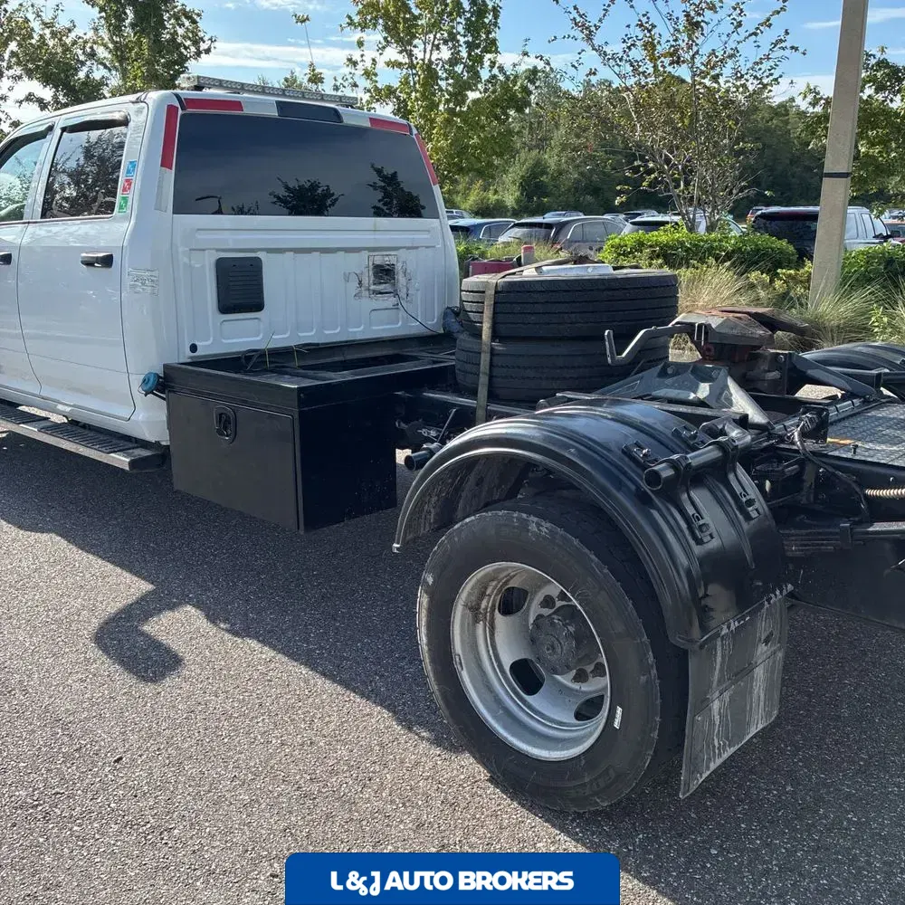 2022 Ram Commercial Tradesman CA60-84 CREW CAB/CHASSIS 4X4 6.7L