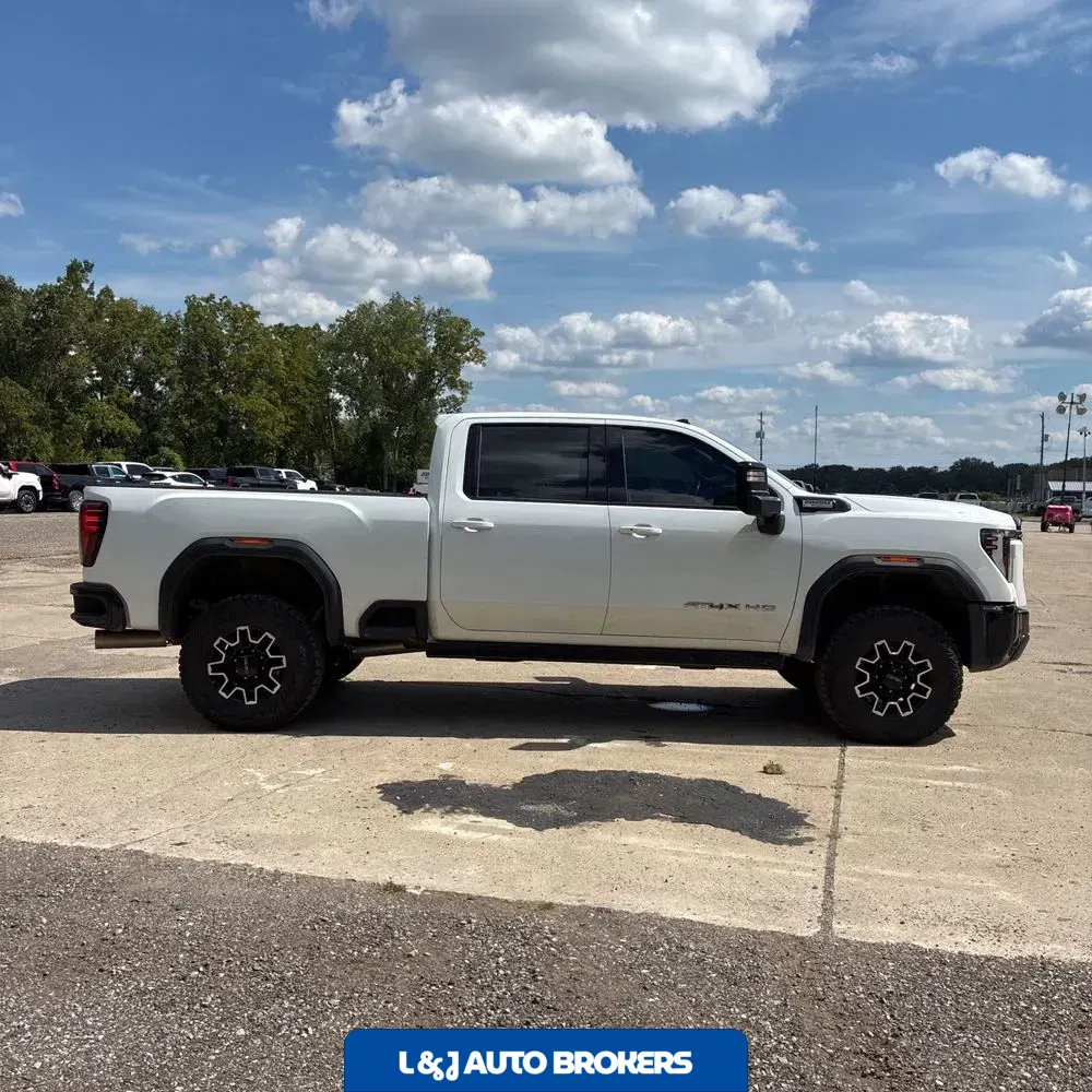 2024 GMC Sierra 2500 AT4X