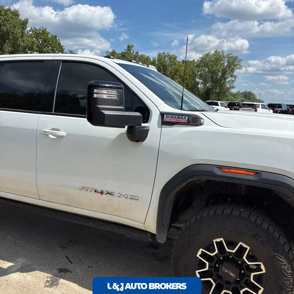 2024 GMC Sierra 2500 AT4X