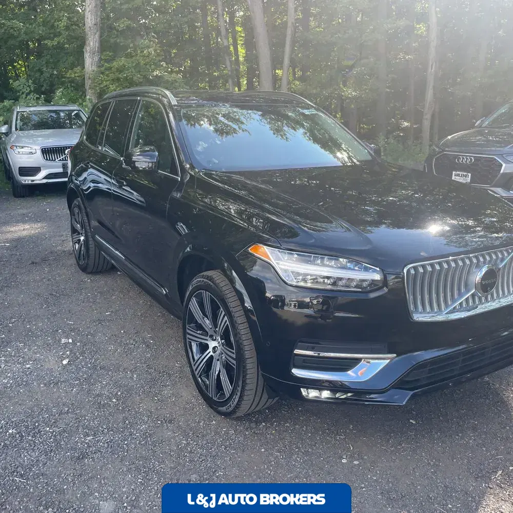 2025 Volvo XC90 B6 - Plus