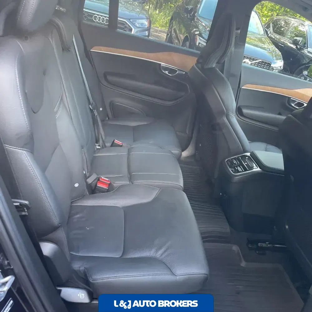 2025 Volvo XC90 B6 - Plus