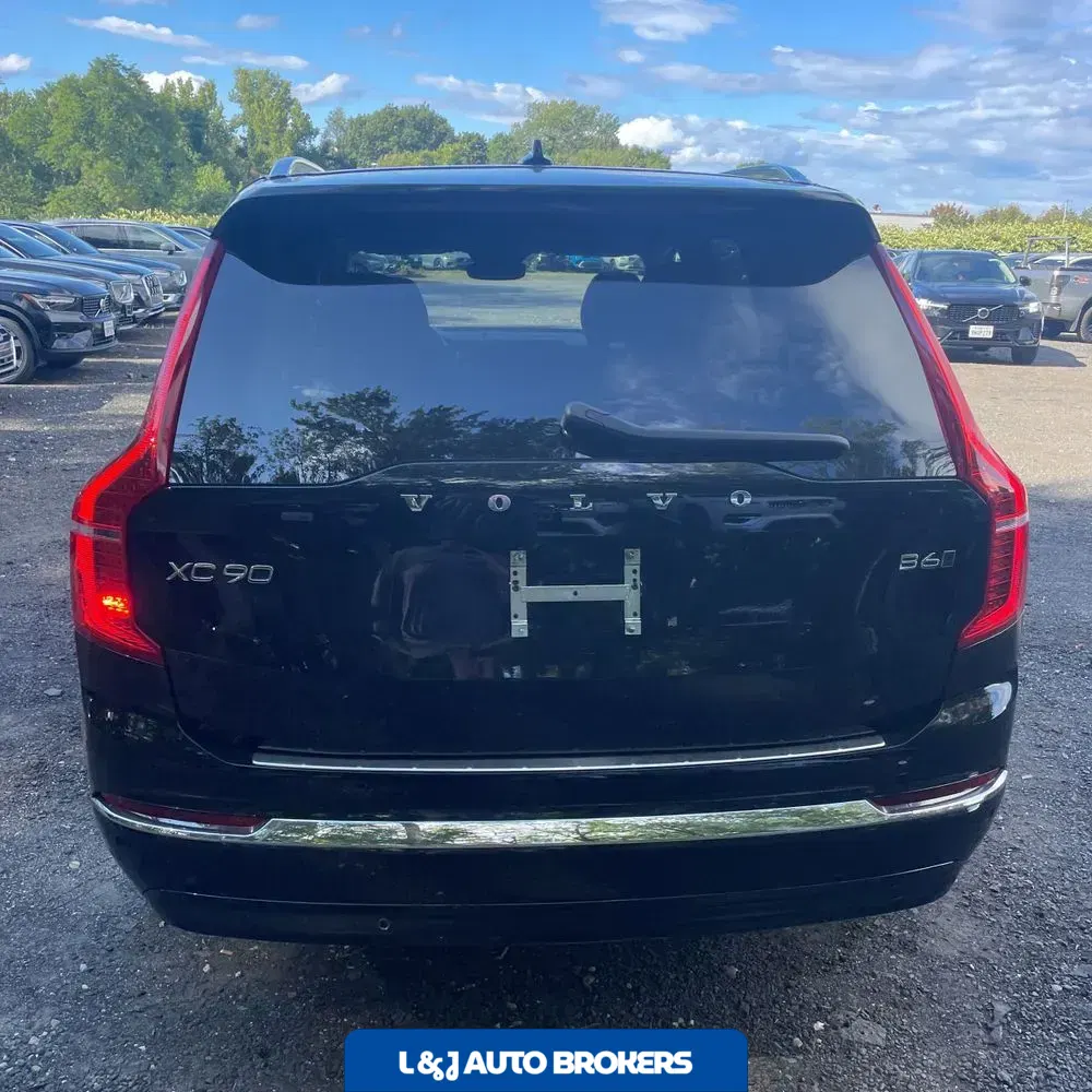 2025 Volvo XC90 B6 - Plus
