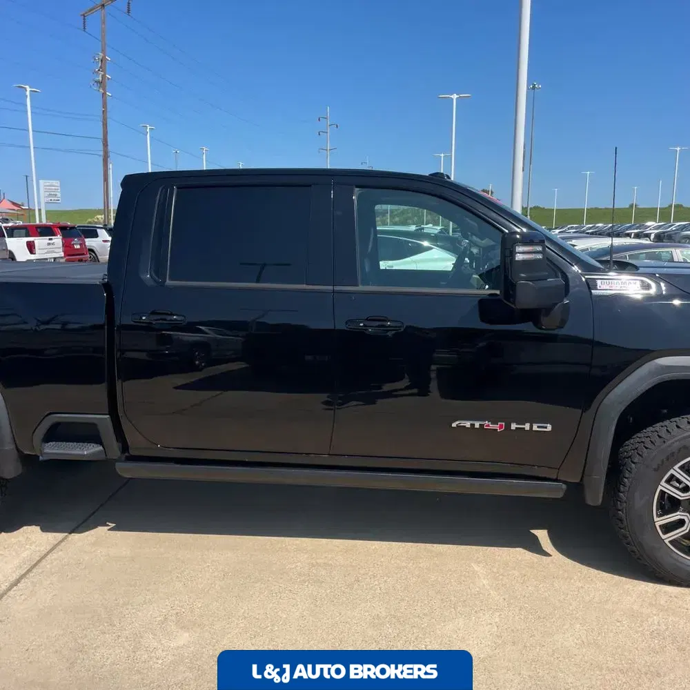 2022 GMC Sierra 2500HD AT4