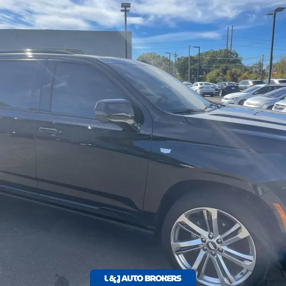 2025 Cadillac Escalade Sport Platinum