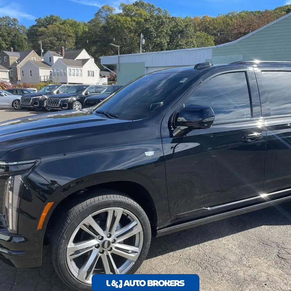 2025 Cadillac Escalade Sport Platinum