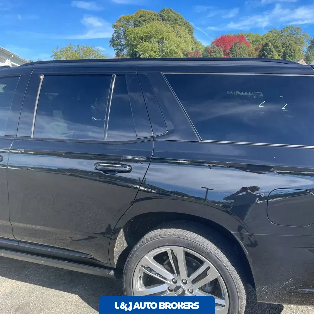 2025 Cadillac Escalade Sport Platinum