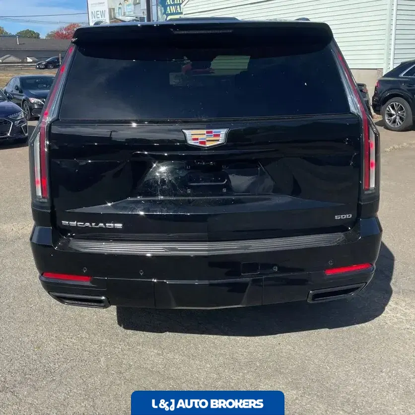 2025 Cadillac Escalade Sport Platinum