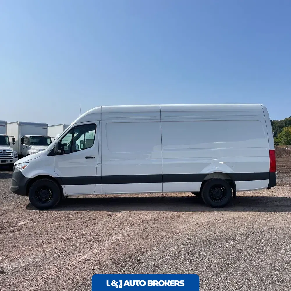 2025 Mercedes-Benz Sprinter 2500