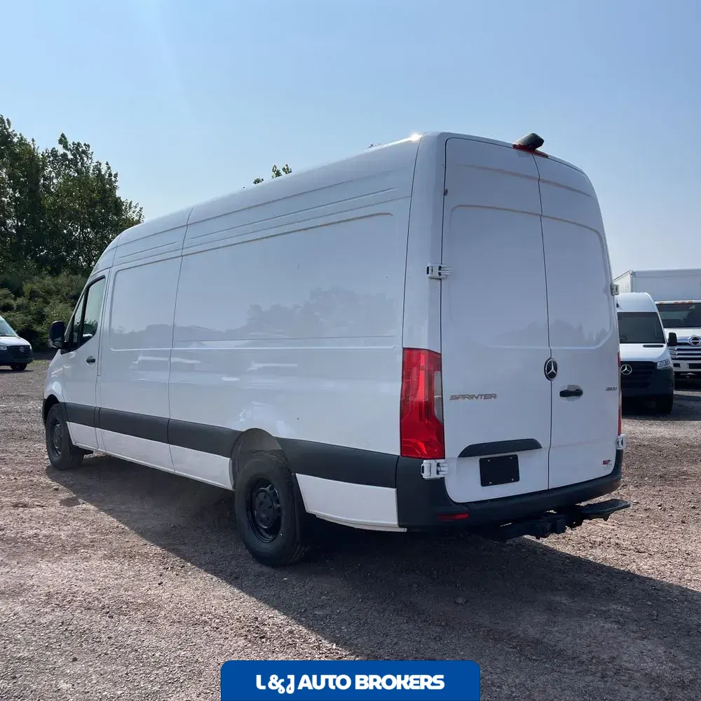 2025 Mercedes-Benz Sprinter 2500
